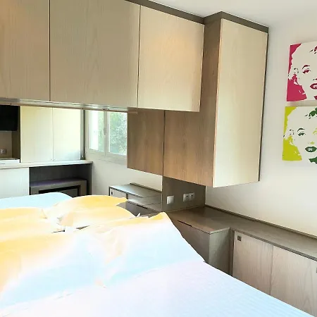 Idealement Situee A 50m De La Croisette Cannes